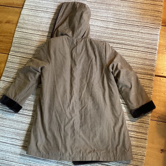 Hooded Weather Resistant Reversible Faux Fur Coat - Picture 7 of 10